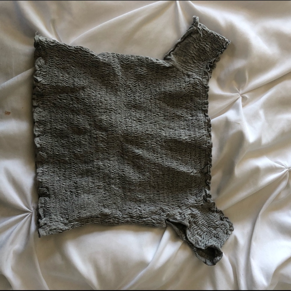 Grey smocked crop top!